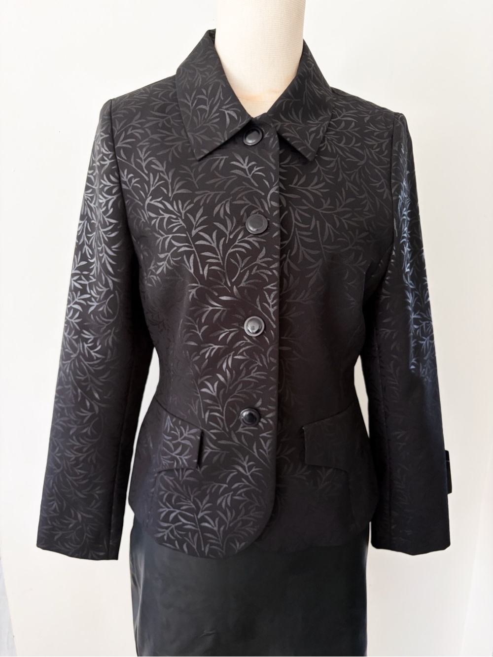Vintage AGMIR Black Women's Tailored Button Down Blazer - Size S, Made in Europe